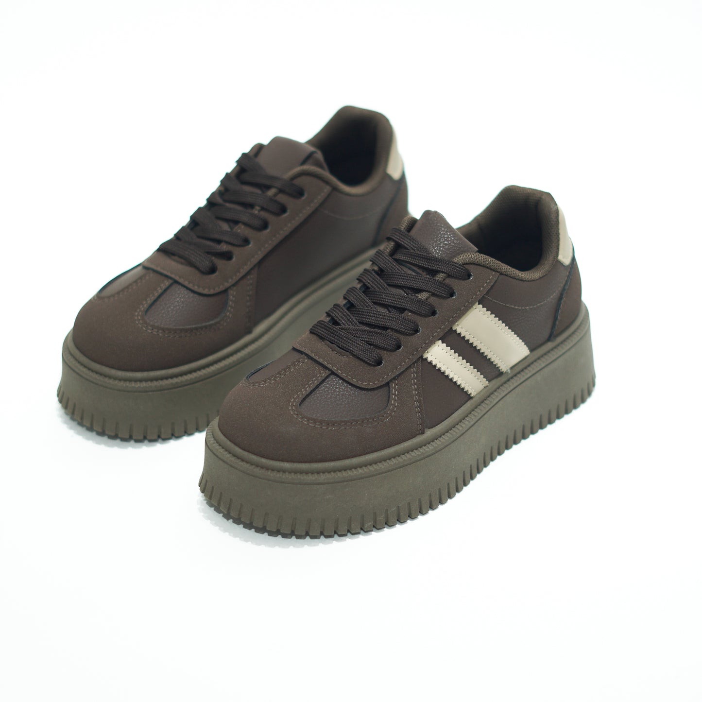 Baskets Femme 555-11