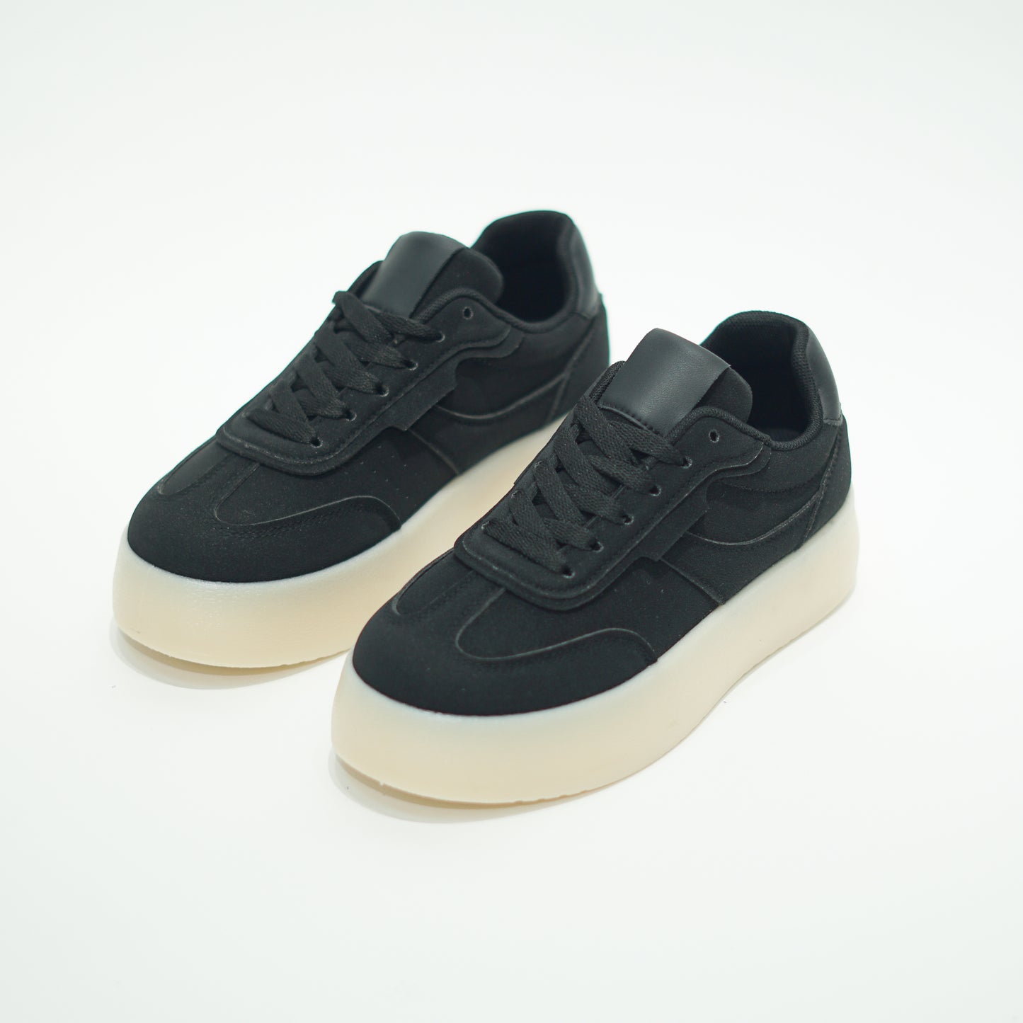 Baskets Femme 555-17